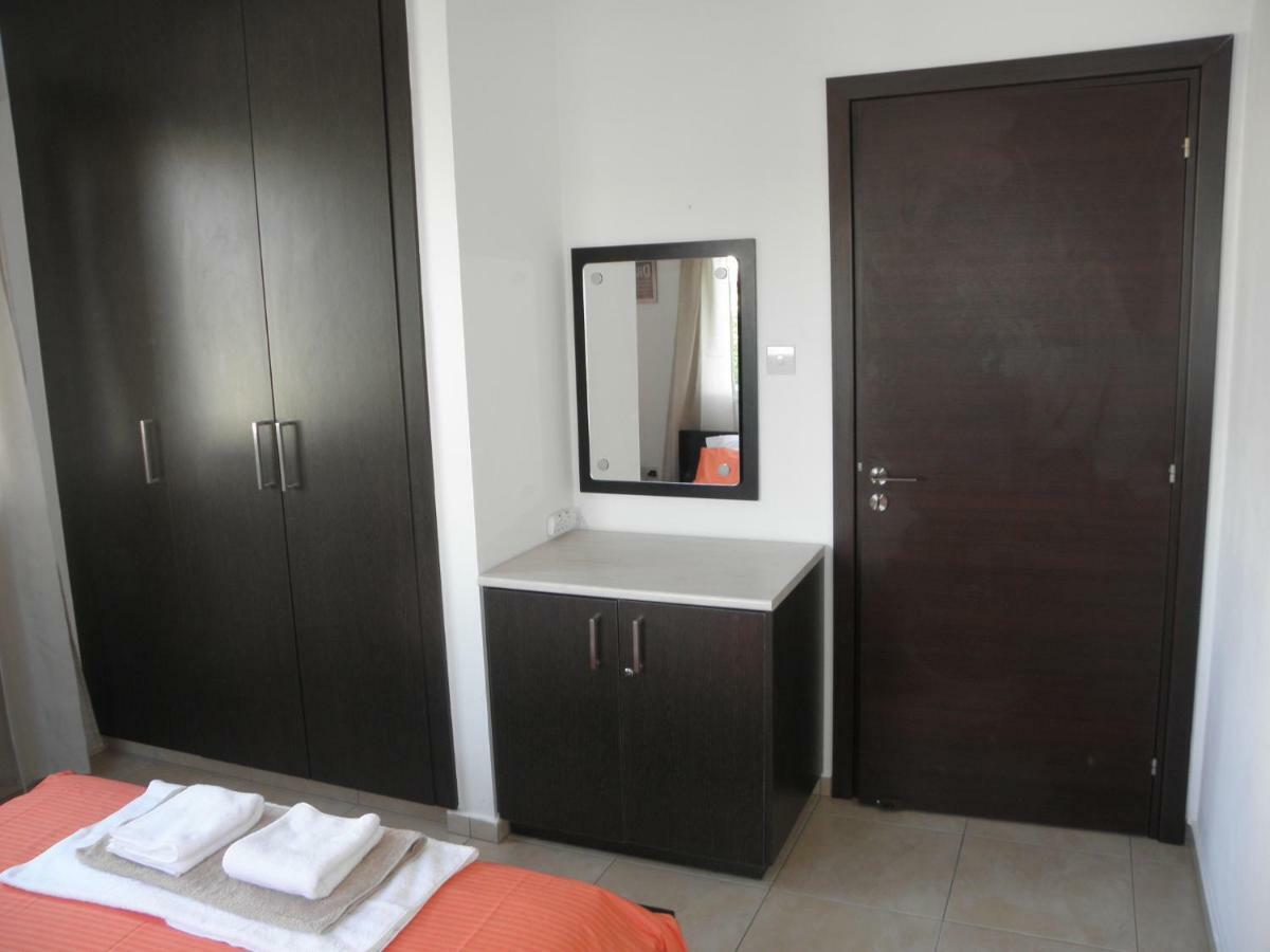 Cosy Apartment In A Luxury Resort Paralimni Exterior photo